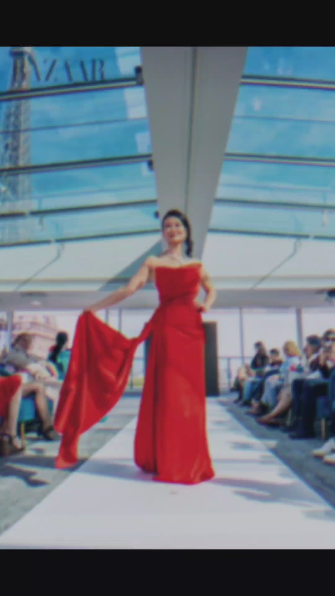 Luxury Red Satin Gown with an Elegant Draped Train SB004