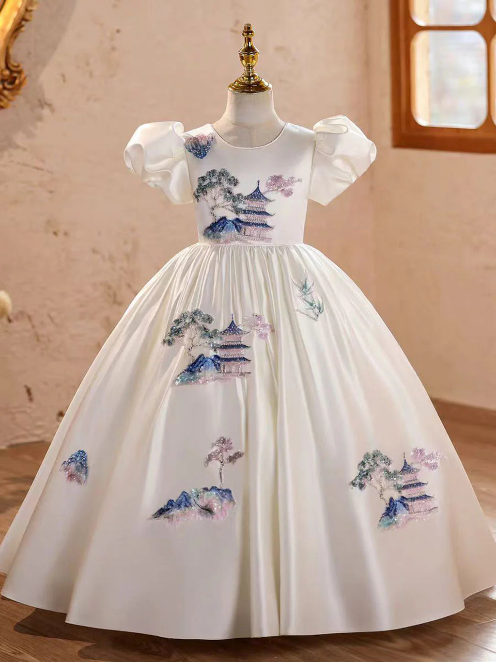 White Dress with Beaded Pagoda Embroidery Puff Sleeves